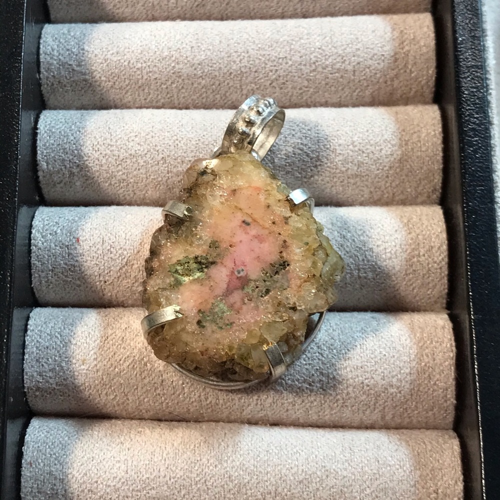 Yellow Brown Duzzy Stone